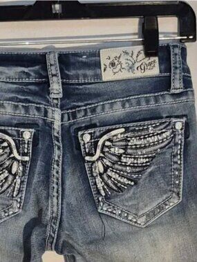 Grace in LA, bootcut designer jeans w/ lots of bling in size 25" waist